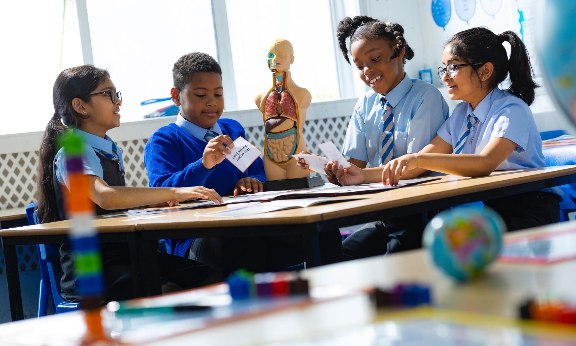 Gonville Academy Image of Pupils in Biology Lesson